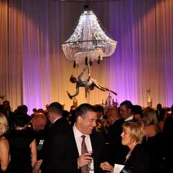 living-champagne-chandellier-barcelona